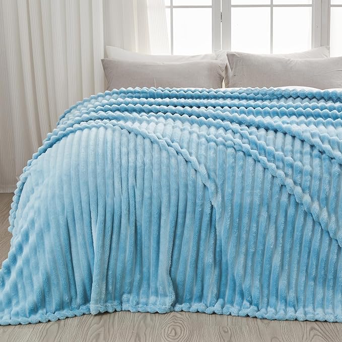 NEWCOSPLAY Fleece Ribbed Cozy Queen Blanket by NEWCOSPLAY