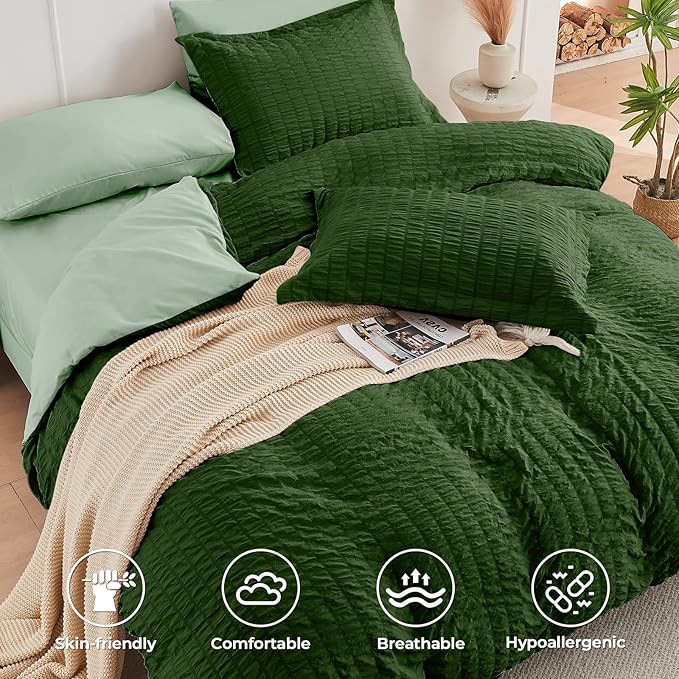 HYMOKEGE Dark Green/Sage Green Queen Comforter Set Seersucker 7 Pieces, All Season Luxury Bed in a Bag Queen for Bedroom, Bedding Set with Comforter, Sheets, Pillowcases & Shams
