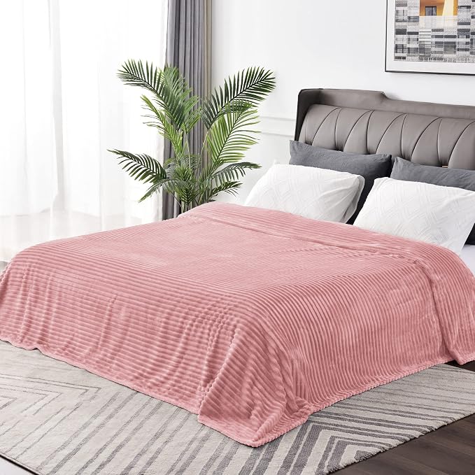 BEDELITE 3D Ribbed Jacquard Pink Full Size Blankes - Image 3
