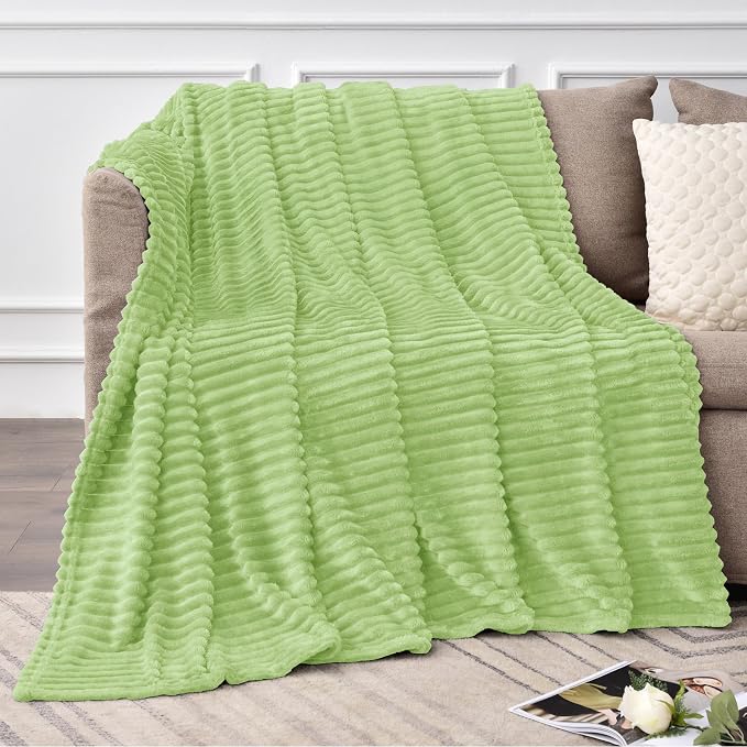 BEDELITE Ribbed Jacquard Green Fleece Twin Blanket - Image 2