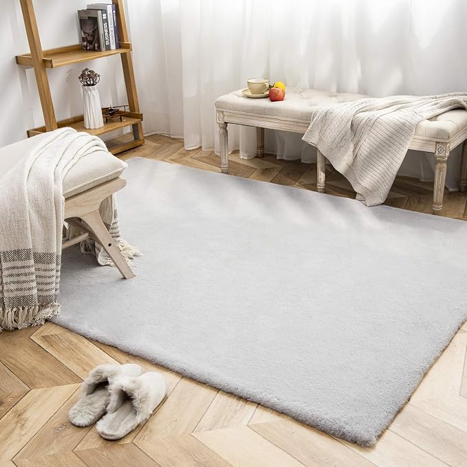 Ashler Faux Fur Rug, Ultra Soft Faux Rabbit Fur, 5 x 7 Feet Rectangle, Machine - Image 6