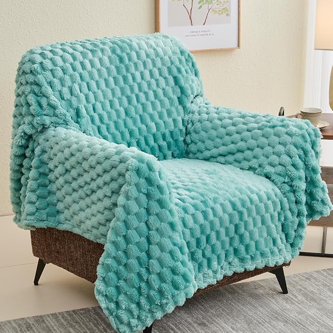 NEWCOSPLAY Fleece Clouds Cozy Throw Blanket - Image 9
