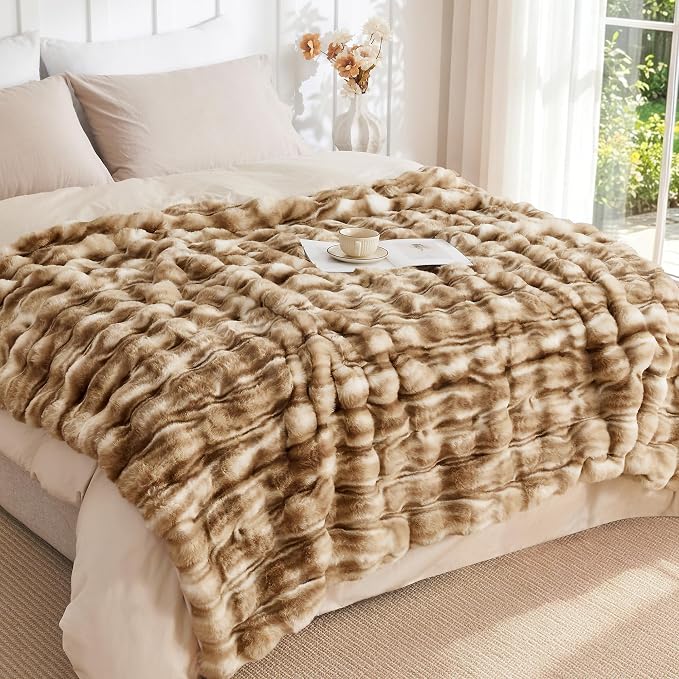Luxury 1000GSM Rabbit Faux Fur Blanket, Super Warm Cozy Brown Blankets - Image 5