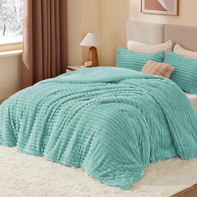 BEDELITE Fleece Twin Comforter Set -Super Soft & Warm Fluffy Haze Blue Bedding, Luxury Fuzzy Heavy Bed Set for Winter with 1 Pillow case