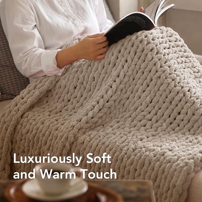 L'AGRATY Chunky Knit Throw Blanket - Image 4