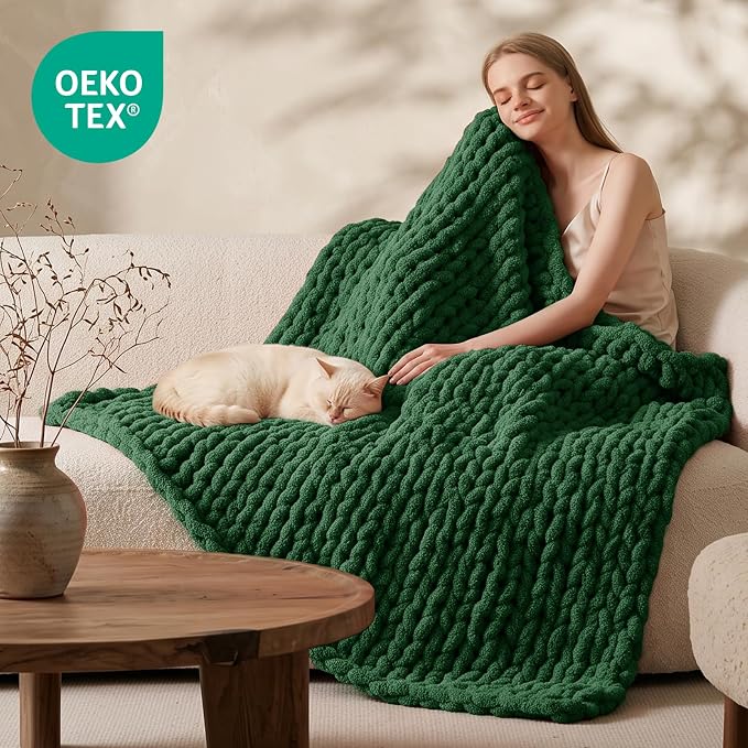L'AGRATY Chunky Knit Throw Blanket - Image 2