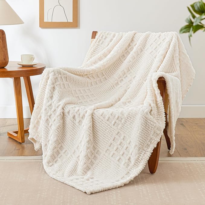 EXQ Home Fleece Throw Blanket for Couch or Bed by EXQHomeTexitleCoLtd