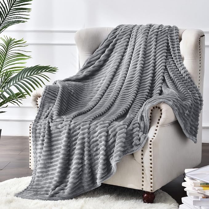 BEDELITE 3D Ribbed Jacquard Grey Fleece Throw Blanket - Image 4
