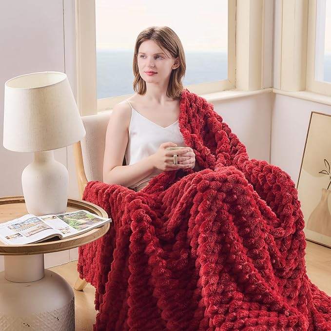 NEWCOSPLAY Fleece Clouds Cozy Twin Blanket - Image 2
