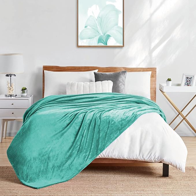 Walensee Fleece Blanket Plush Throw Fuzzy Lightweight (Throw Size 50x60 Turquoise) Super Soft Microfiber Flannel Blankets for Couch, Bed, Sofa Ultra Luxurious Warm and Cozy for All Seasons