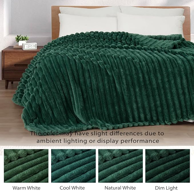 Exclusivo Mezcla Striped Twin Size Fleece Blanket - Image 3