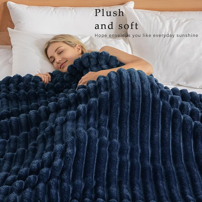 Exclusivo Mezcla Striped Twin Size Fleece Blanket - Image 2