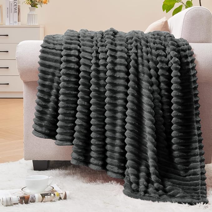 BEDELITE 3D Ribbed Charcoal Grey Fleece Twin Blanket by BEDELITE