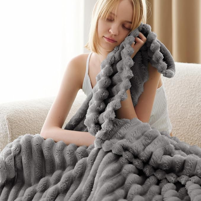 Bedsure Soft Throw Blanket for Couch Decor Gifts Frost Gray 50"x60" | Birthday - Image 4