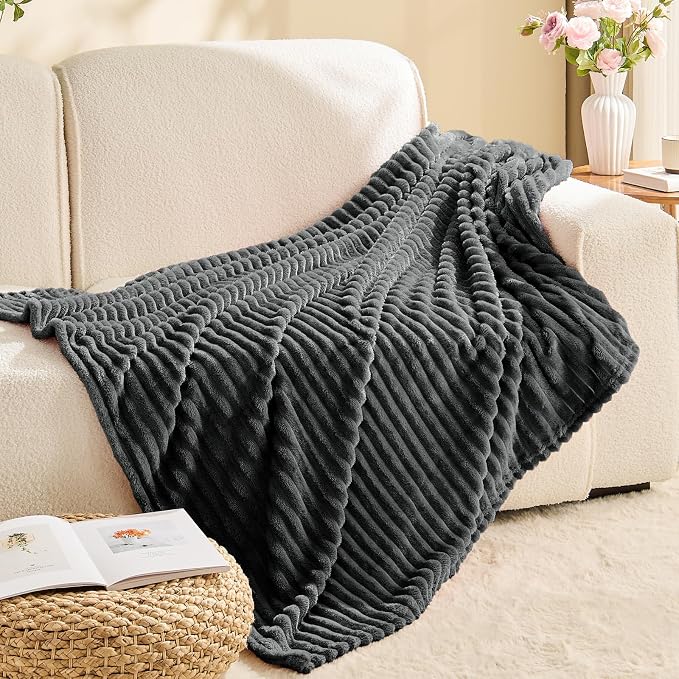 BEDELITE 3D Ribbed Charcoal Grey Fleece Throw Blanket - Image 8