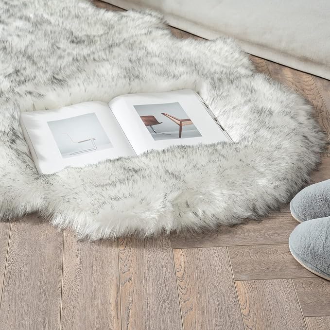 MIULEE Fluffy Area Rug 3x5 ft Faux Fur Sheepskin Rug Gradient Grey | Luxury - Image 3