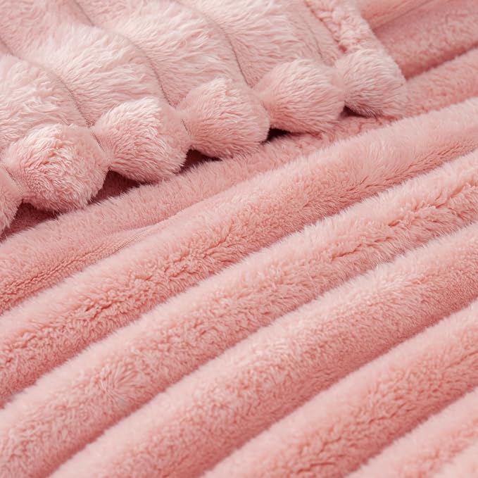 Exclusivo Mezcla Striped King Size Fleece Blanket - Image 4