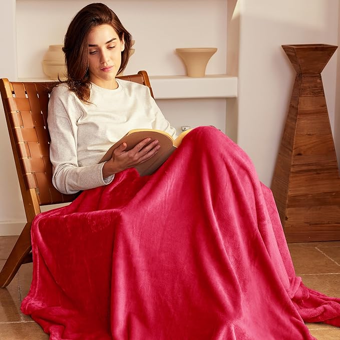 Exclusivo Mezcla Extra Large Fleece Throw Blanket for Couch, Sofa, 300GSM Super Soft and Warm Blankets, Red Throw All Season Use, Cozy, Plush, Lightweight, 50x70 Inches
