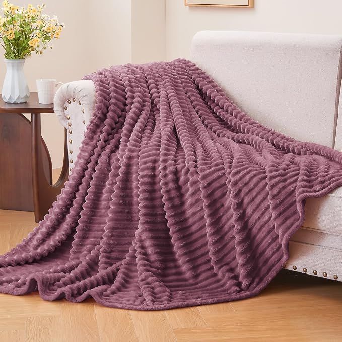 BEDELITE 3D Ribbed Jacquard Plum Fleece Throw Blanket - Image 2