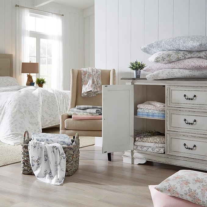 Laura Ashley - Flannel Sheets Twin Size, Anti-Pilling & Wrinkle Resistant Cotton, Touchably Soft for All-Season Comfort - Bed Sheets with Matching Pillowcase & Fitted Sheet (Vanessa Blue)