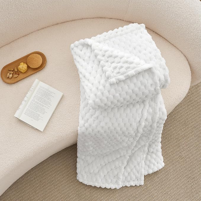 BEDELITE White Queen Blanket for Bed, Soft Cozy Gifts for Women, 90 * 90 | 3D - Image 5