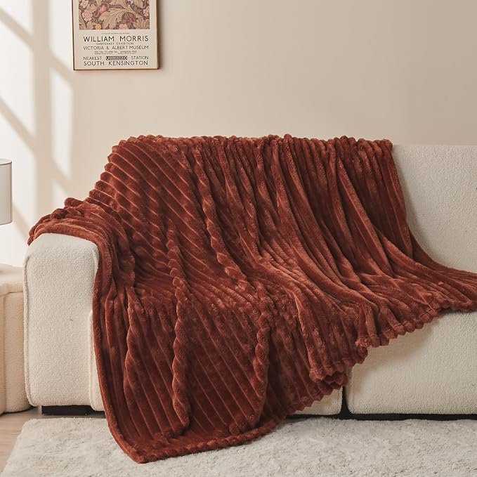 NEWCOSPLAY Fleece Ribbed Cozy Twin Blanket - Image 8