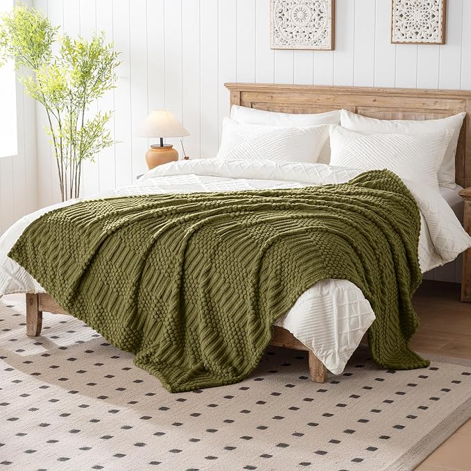 60x80 Inch Green Twin Blanket - Image 3