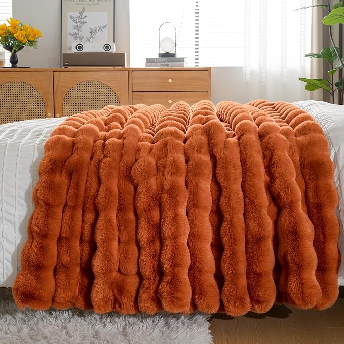 Luxury 1000GSM Rabbit Faux Fur Blanket, Super Warm Cozy Brown Blankets - Image 5