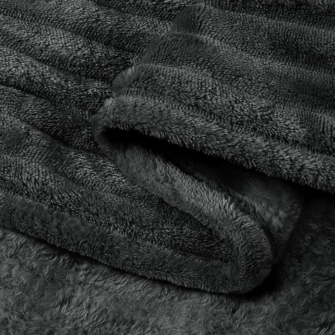 BEDELITE 3D Ribbed Charcoal Grey Fleece Twin Blanket - Image 9