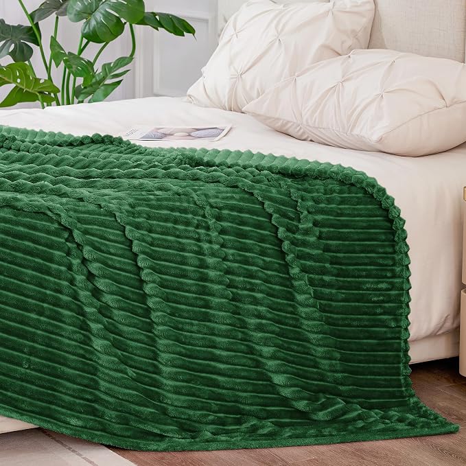BEDELITE Ribbed Jacquard Dark Green Blankets Queen Size - Image 6
