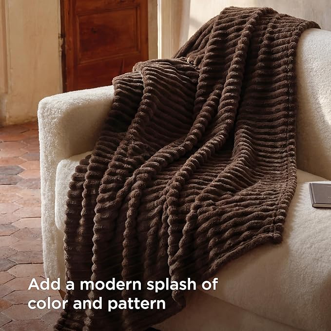 Bedsure Soft Twin Blanket for Bed Decor Gifts Chocolate Brown 60"x80" | - Image 3