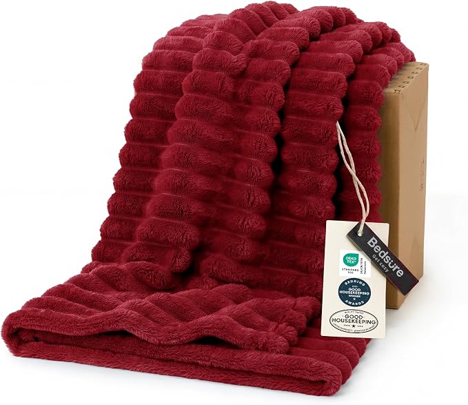 Bedsure Soft Red Throw Blanket for Couch Decor Gifts 50"x70" | Birthday Gifts by Unknown