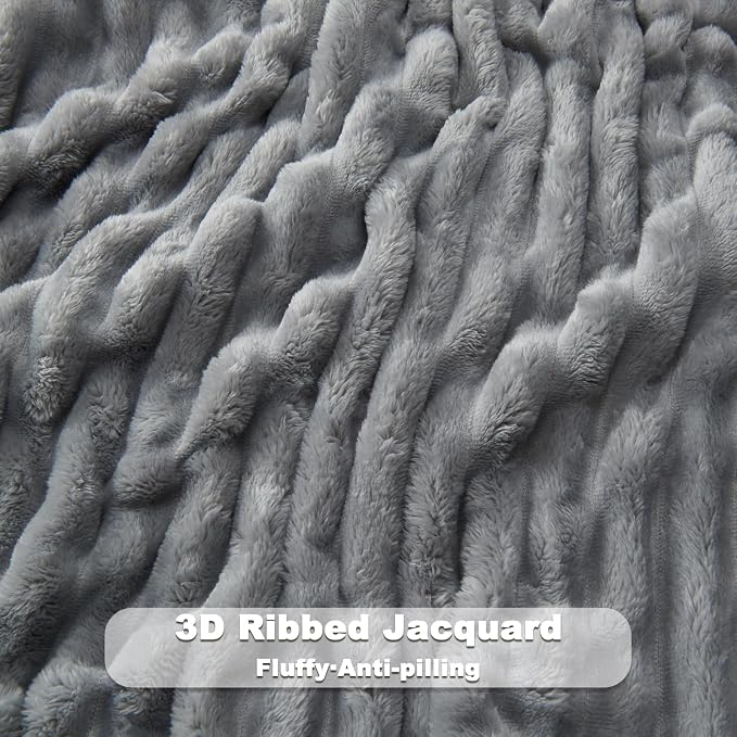 NEWCOSPLAY Fleece Ribbed Cozy King Blanket - Image 5