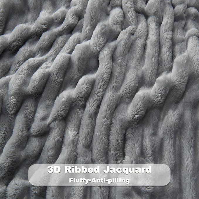 NEWCOSPLAY Fleece Ribbed Cozy Queen Blanket - Image 5