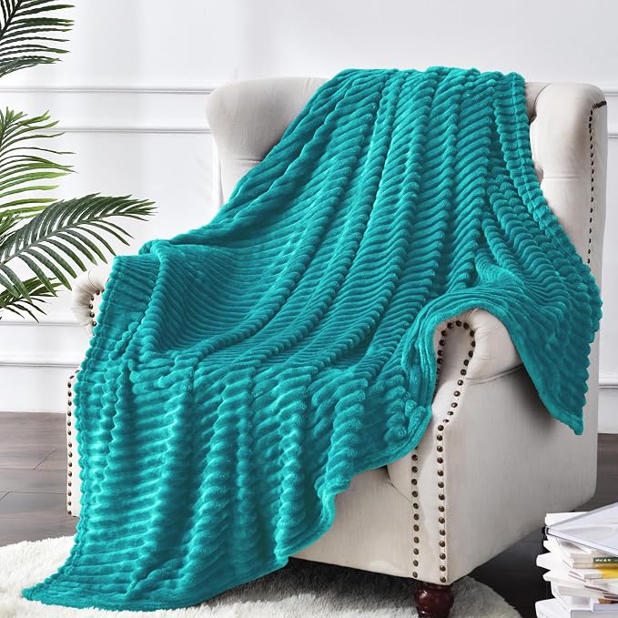 BEDELITE 3D Ribbed Ocean Blue Fleece Throw Blanket - Image 9