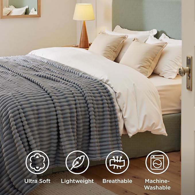 Bedsure Soft Twin Blanket for Bed Decor Gifts Frost Gray 60"x80" | Birthday - Image 5