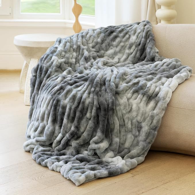 Ultra Soft Cozy Faux Fur Throw Blanket, Fuzzy Plush Thick Bubble Blanket by blunique