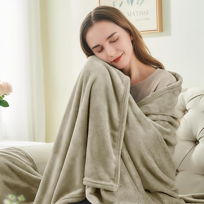 BEDELITE Fleece Blanket Soft Plush Throw - Image 3