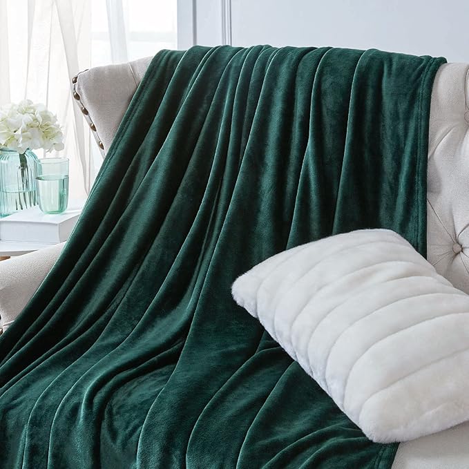 Walensee Fleece Blanket Plush Throw Fuzzy Lightweight (Throw Size 50x60 Forest Green) Super Soft Microfiber Flannel Blankets for Couch, Bed, Sofa Ultra Luxurious Warm and Cozy for All Seasons