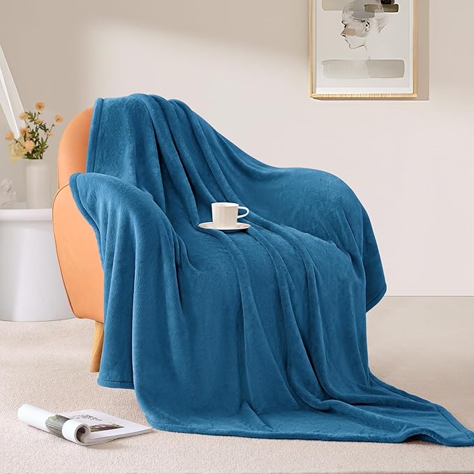 BEAUTEX Fleece Throw Blanket for Couch Sofa or Bed Throw Size, Soft Fuzzy Plush Blanket, Luxury Flannel Lap Blanket, Super Cozy and Comfy for All Seasons (Teal Blue, 50" x 60")