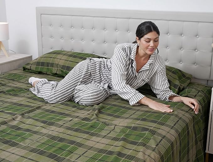 RUVANTI Flannel Sheets Queen Size - 100% Cotton Double Brushed Bed Sheets, Deep Pockets 16 Inches Queen Sheet Set, All Seasons Breathable & Extra Soft - Warm & Cozy, 4 Piece, DNA Plaid