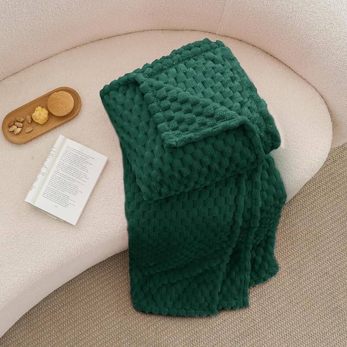 BEDELITE Dark Green Throw Blanket - Image 6