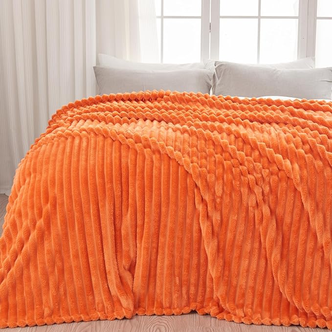 NEWCOSPLAY Fleece Ribbed Cozy Throw Blanket - Image 9