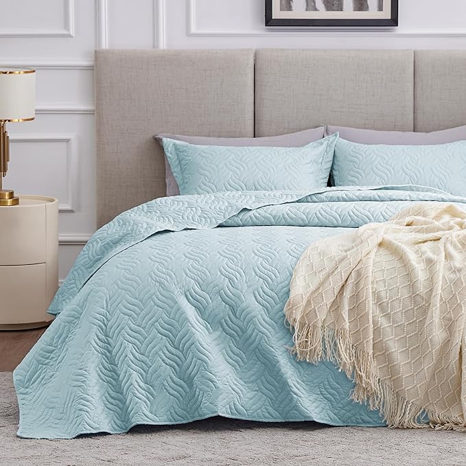 Love's cabin Twin Quilt Set Light Blue Bedspreads - Soft Bed Summer Lightweight Bedspread Comforter - Modern Style Wave Pattern Coverlet for All Season - 2 Pieces (1 Quilt, 1 Pillow Sham)