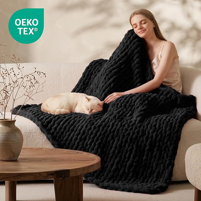 L'AGRATY Chunky Knit Throw Blanket - Image 2