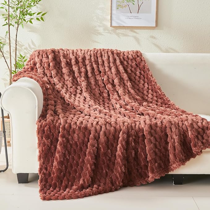 NEWCOSPLAY Fleece Clouds Cozy Twin Blanket - Image 8