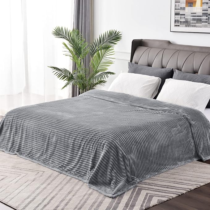BEDELITE 3D Ribbed Jacquard Grey Full Size Blankes - Image 3
