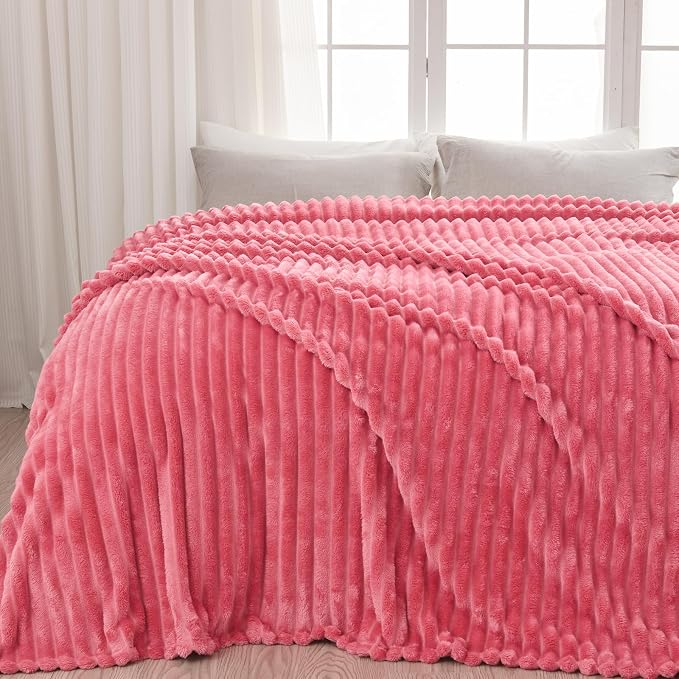 NEWCOSPLAY Fleece Ribbed Cozy Throw Blanket - Image 9