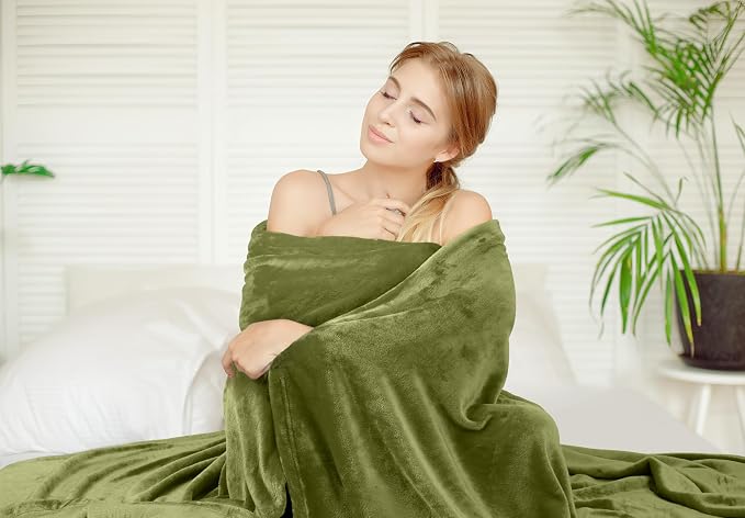 Utopia Bedding Fleece Blanket King Size Olive 300GSM Luxury Fuzzy Soft - Image 4