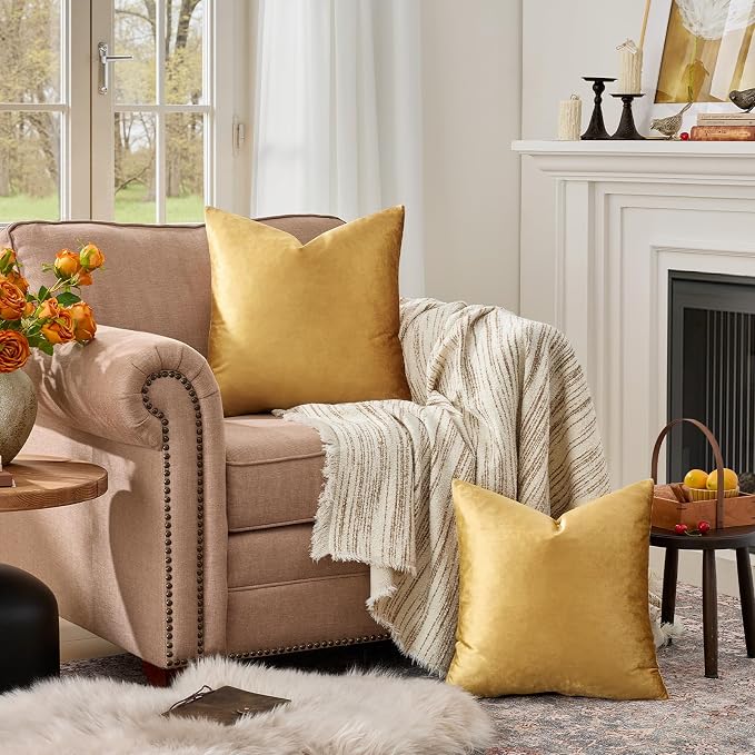 GIGIZAZA Golden Velvet Pillow Covers 20x20 Decorative Pillows Pack of 2 | Throw - Image 3
